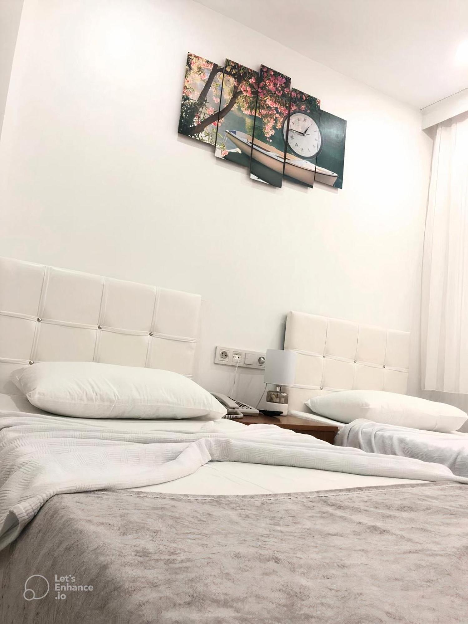 Beyhan Hotel Istanbul Bagian luar foto